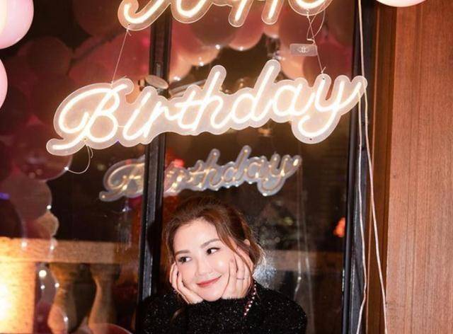 蔡卓妍办派对庆祝生日场面热闹男友妹妹送祝福