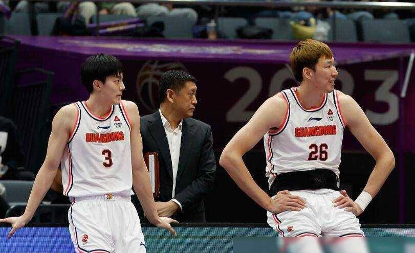 原创周琦13分胡明轩114广东轻取同曦获12连胜