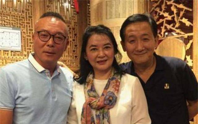 老杆,也成为那个时代知识分子的一个缩影.