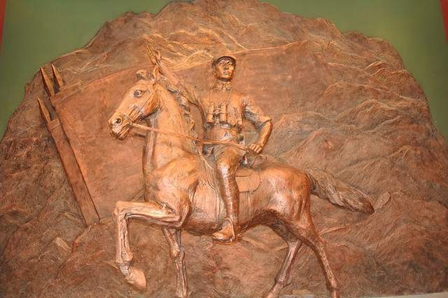 1930年3月在党中央的指派下,许继慎受命前往鄂豫皖苏区任职红一军军长