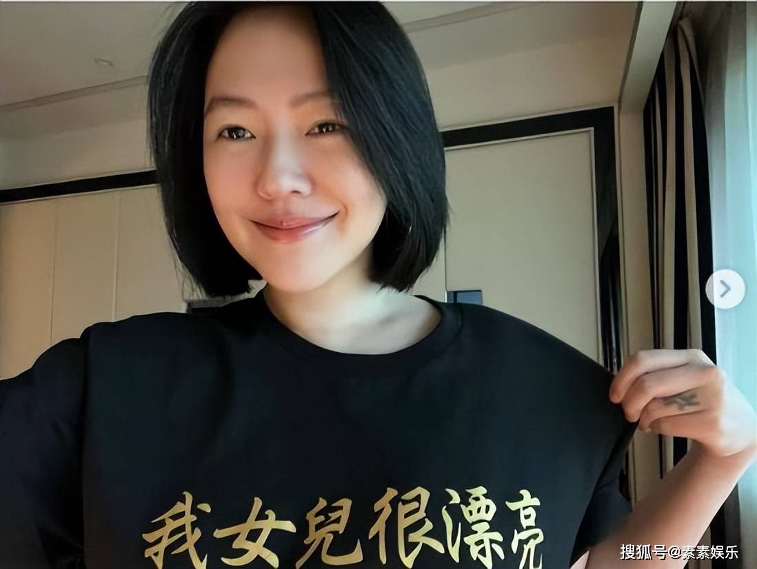 小s两个大女儿一起旅行颜值爆表,小s骄傲发文:我女儿很漂亮_姐姐_许曦