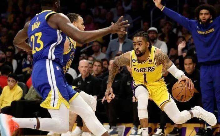 勇士击败火箭,湖人坐地收礼._纽约尼克斯队_兰德尔_季后赛