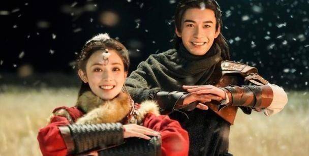 绯闻女友长相清纯气质甜美,与他妈妈关系匪浅_东宫_细节