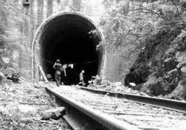 原创神秘的幽灵列车车上104人离奇失踪科学家上车也再次失踪