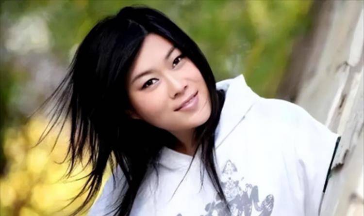 原创13岁辍学发誓要做第二个董明珠西单女孩任月丽做到了吗