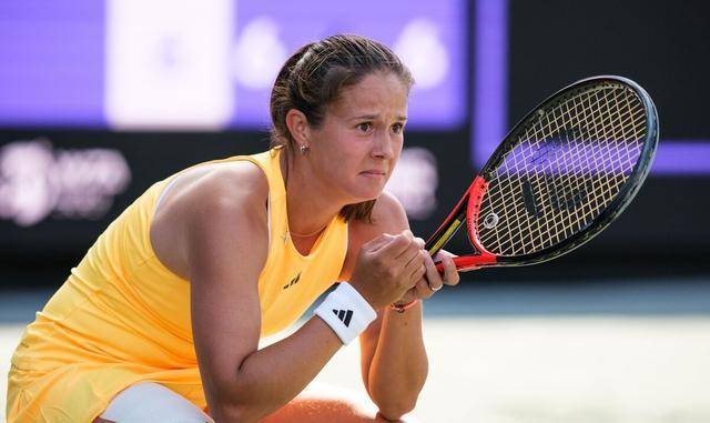 科林斯12连胜夺查尔斯顿赛冠军,世界排名飙升至第15位