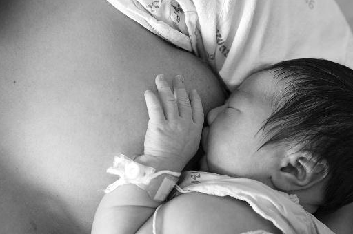 怀孕是女性乳房的二次发育。你抓住机会了吗？_女孩_内衣_胸部
