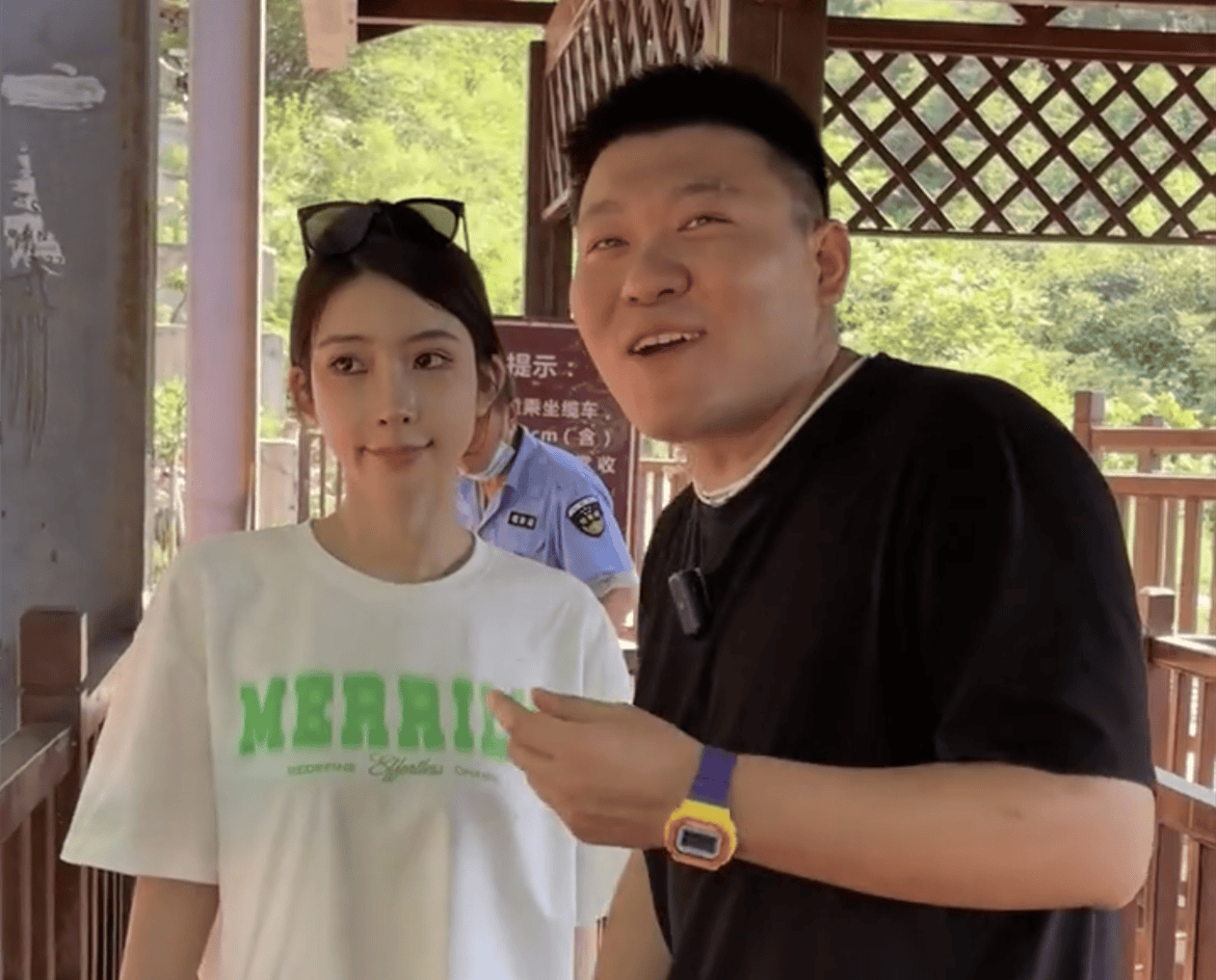 曝"羽毛球女神"李谣怀孕!细节暗示男友韩景枫,彼此家长已见面