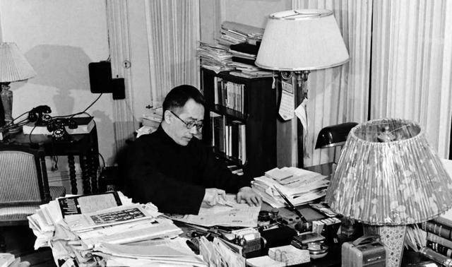 原创真实的北大校长胡适喝酒抽烟找窑姐女友也是不在少数