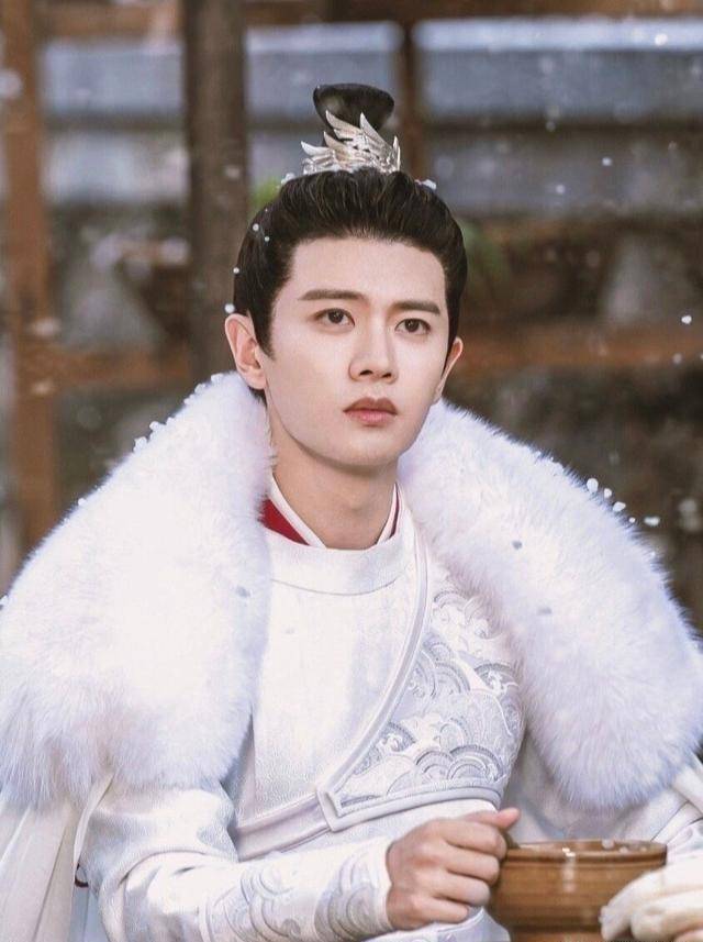 古装上"惊为天人"的男演员,我只服这4位!一出场就让人惊艳