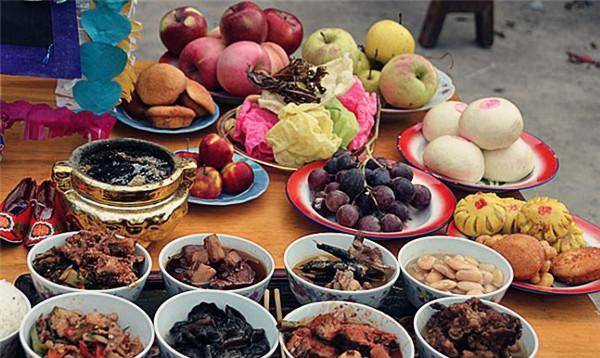 原创忽见家家插杨柳始知今日是清明探寻古风诗词中的清明节习俗