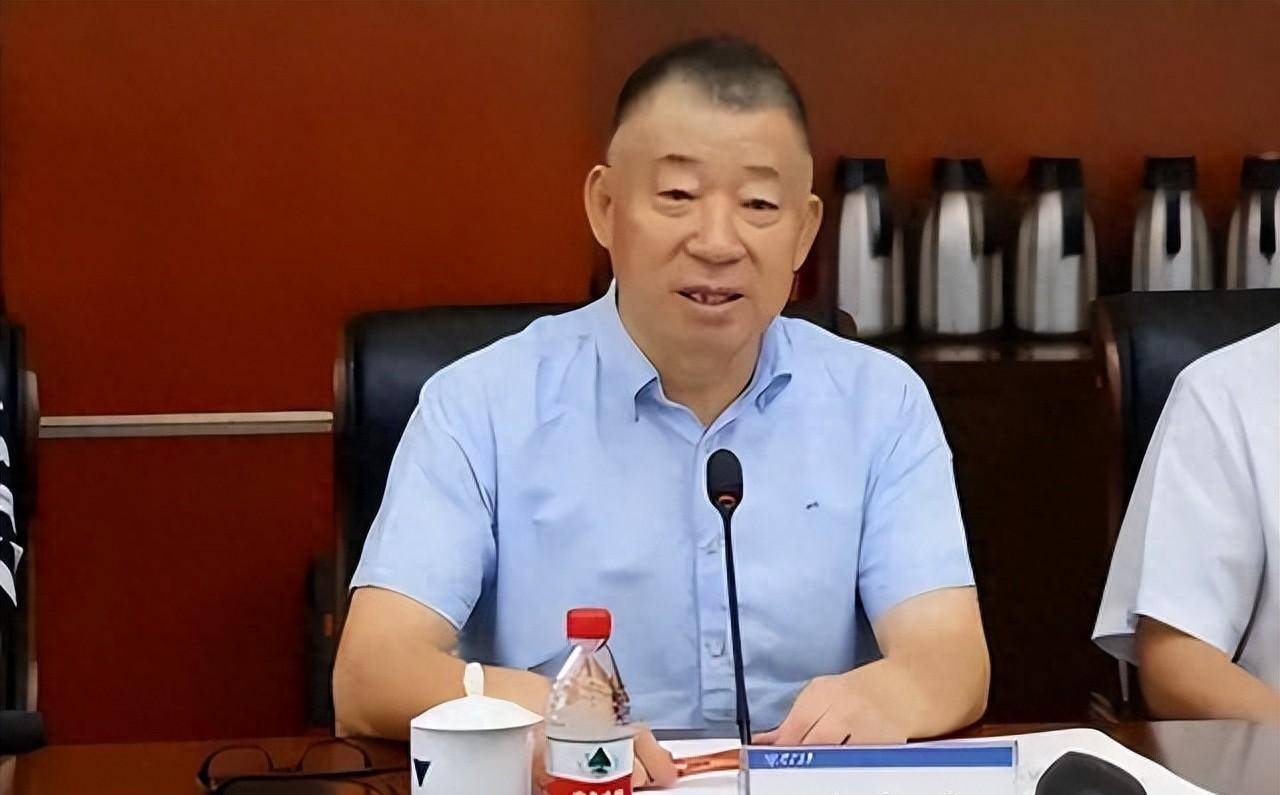 近日,反腐纪录片《反腐风暴——从足球到体育》曝光了多位足坛落马