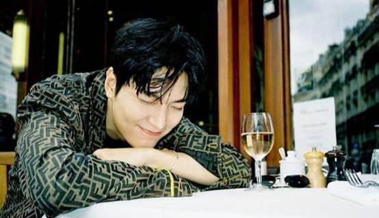 永远的君主剧照曝光金高银李敏镐配一脸网友我磕