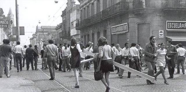 20世纪50-60年代,阿根廷的人均收入已经步入世界顶尖,而且政府疯狂"撒