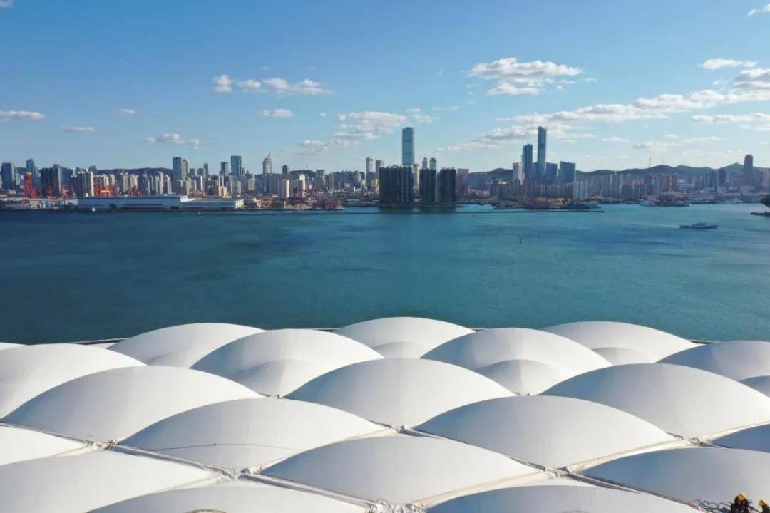 大连梭鱼湾专业足球场详细介绍转自ga环球建筑