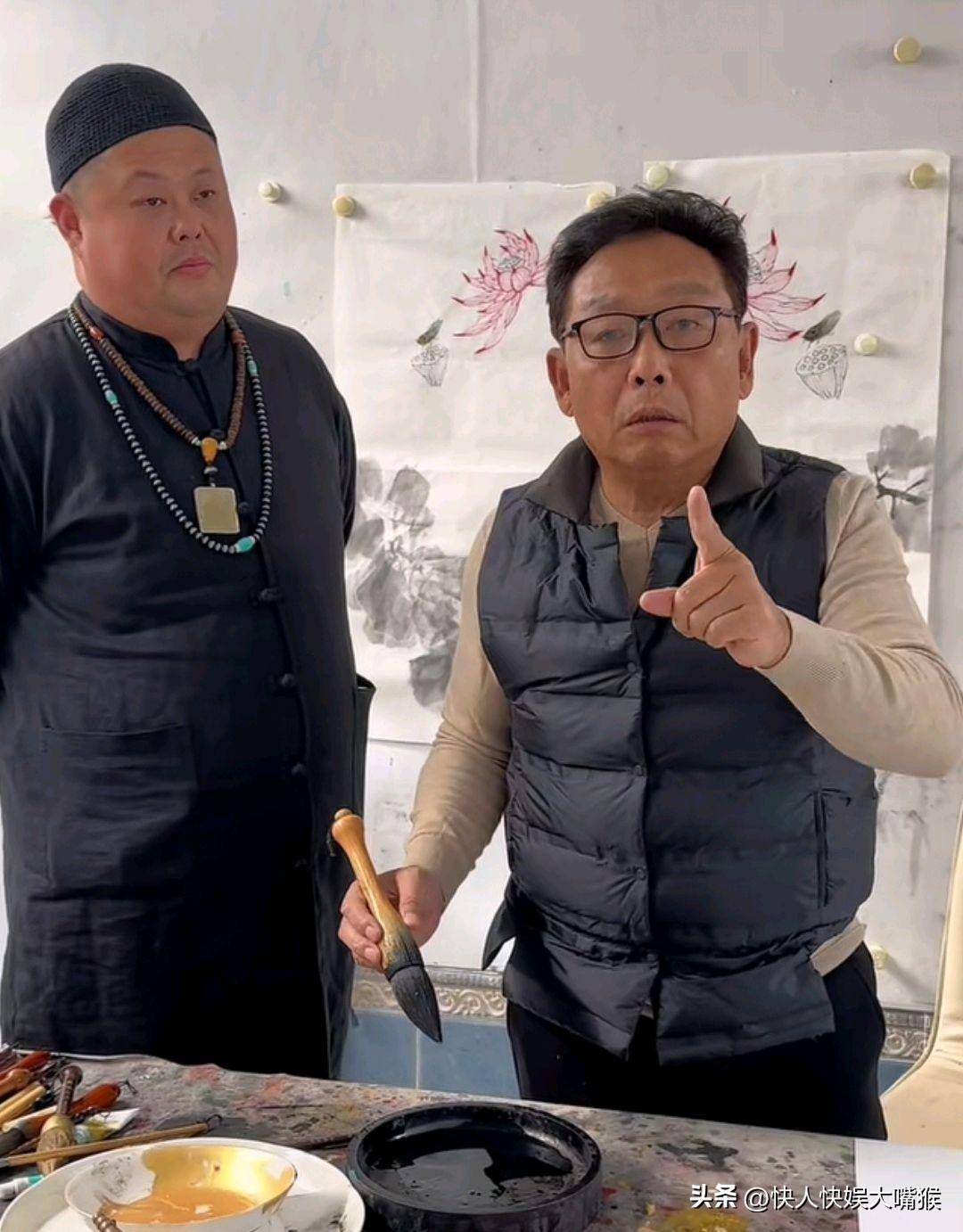 被称为郭德纲第一舔gou的罗真到底什么来头