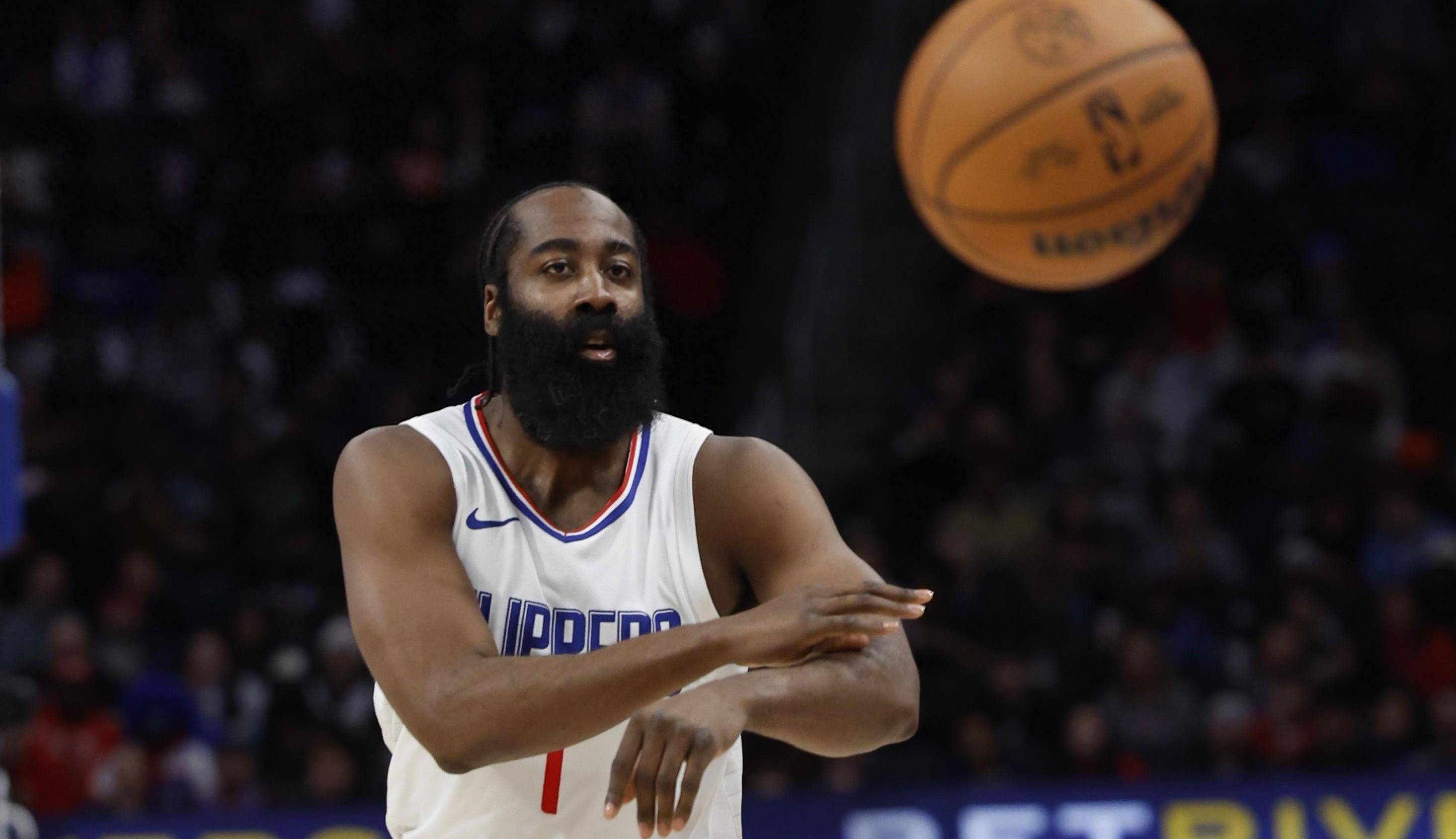 原创奥尼尔哈登乔治在季后赛已经隐身很久了哈登必须打得更自私才能