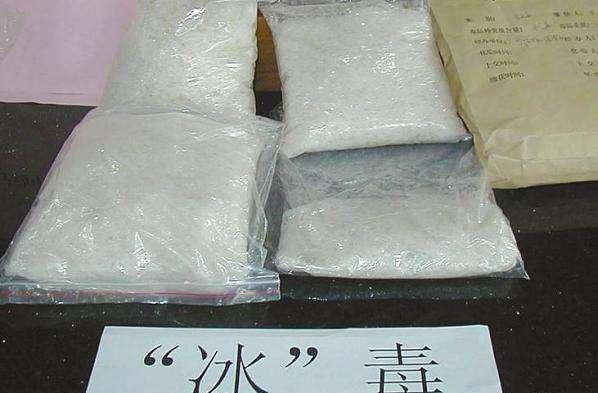 36吨,曾为家乡公益捐款_陈炳_毒品_数量