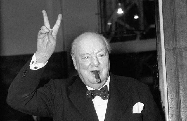 之王"的女儿,两次嫁小自己20多岁的男人_詹妮·杰罗姆_生活_贵族