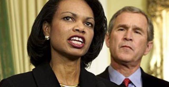 小布什在被推进手术室前,向妻子坦白忏悔:当年和赖斯有私情_劳拉_美国