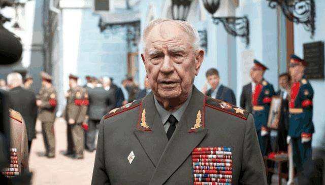 亚佐夫羡慕中国发展模式不满戈尔巴乔夫改革晚年提醒普京