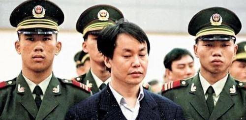 上世纪90年代香港贼王张子强死后到底给家里留了多少钱