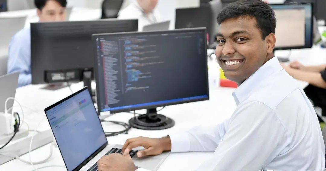 印度的医疗领域也颇具特色,尤其是"仿制药"政策的实施,对全球药品市场