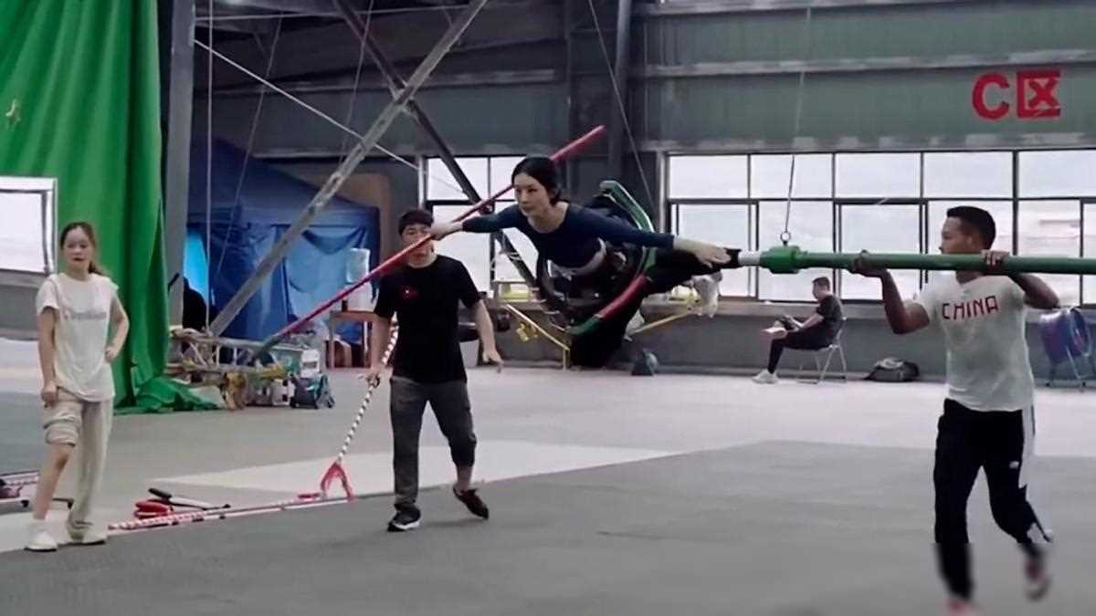 赵丽颖内娱打戏惊艳唯一女王爷角色打戏引人瞩目