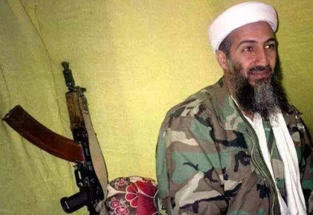 原创为了击毙本拉登美国投入多少财力难怪要把他尸体扔到海里喂鱼