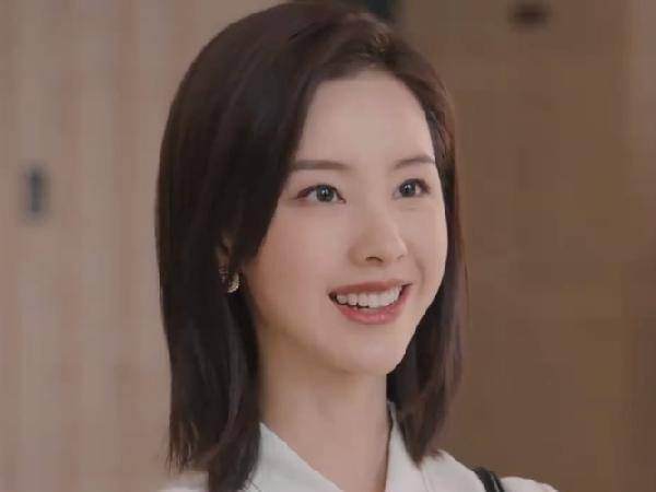 原创陈都灵新剧终于选对角色了又美又飒气场强大就是剧本太不给力