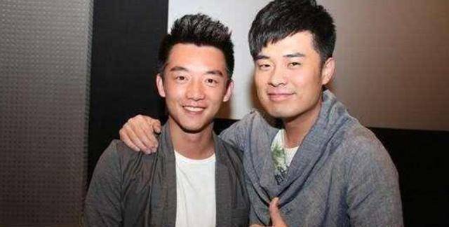 郑恺,作为陈赫的室友挚友,名气也是不低于陈赫的,两人在跑男的综艺中