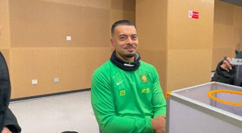 原创李可锐评方昊衣品他成天穿着篮球球衣他的穿搭都很丑