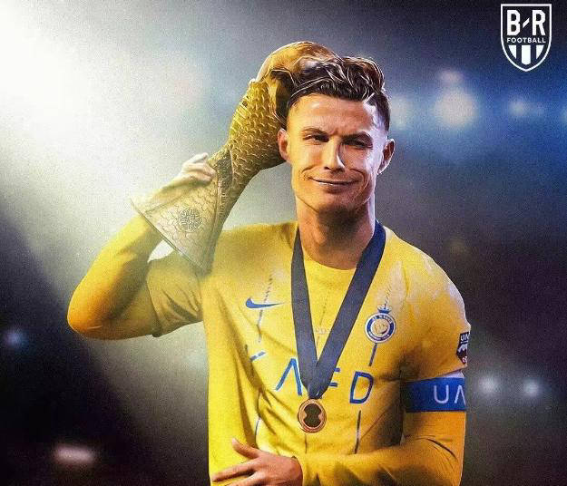 c罗年薪2亿,但连续失利:短短1年半未夺一冠,球迷怒斥最失败签约_利雅