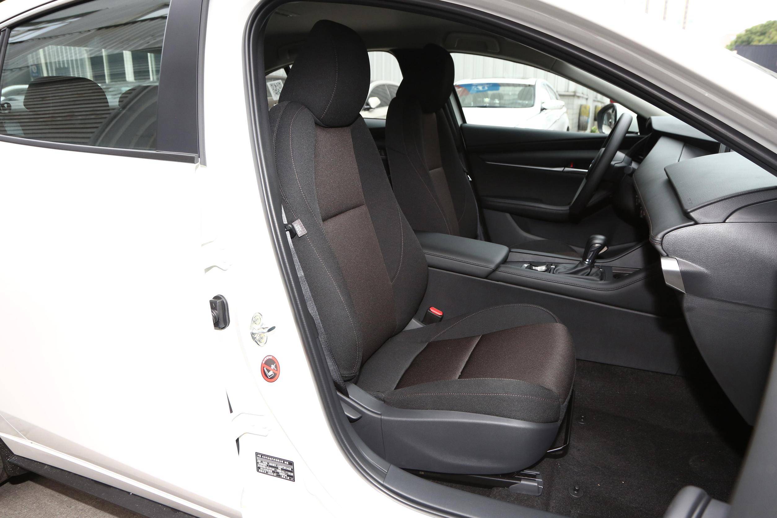 0l车型售9.99万,马自达3昂克赛拉值得考虑吗?_搜狐汽车_搜狐网