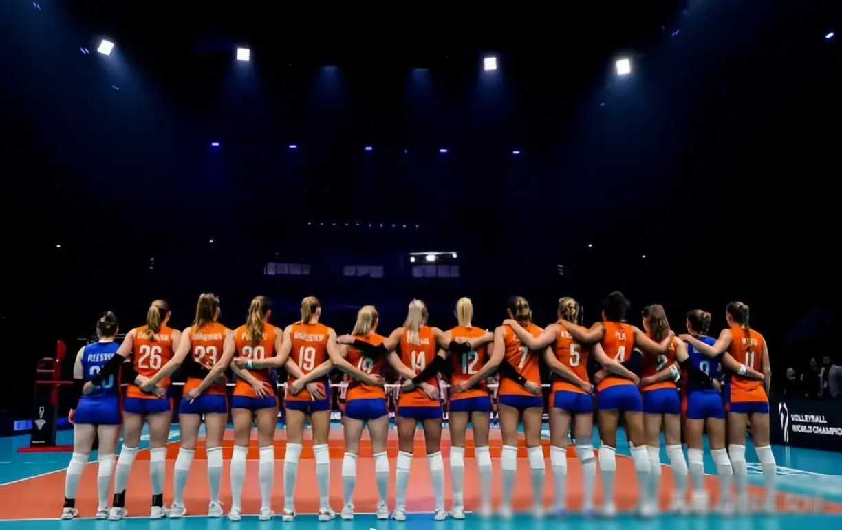 荷兰女排公布30人集训名单全力冲击奥运门票