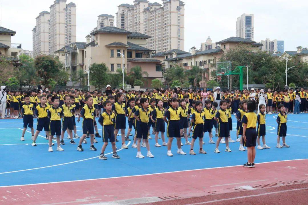 关注队列队形展风采强健体魄恰少年惠州市惠城区金山湖小学队形队列