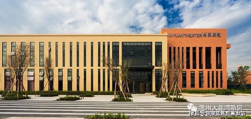 湖》值不值得入手,金众云山海公馆最新成交价格和政策消息_大亚湾_the