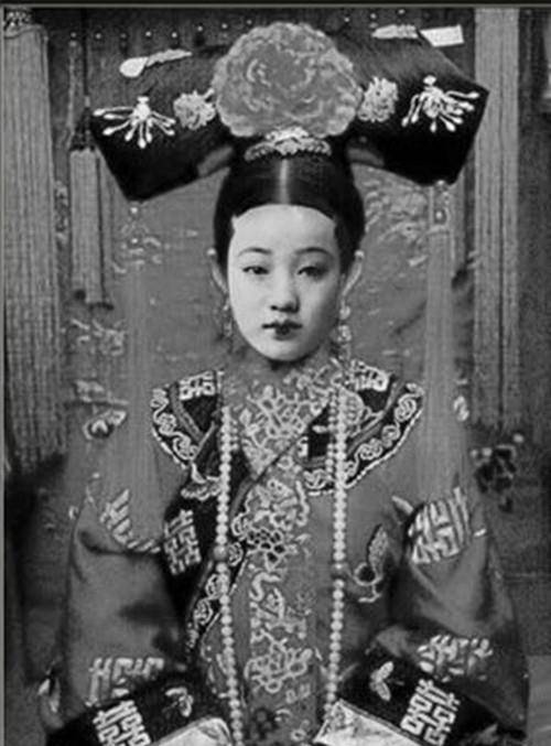 珍妃为何投井自尽珍妃井的惊悚灵异故事