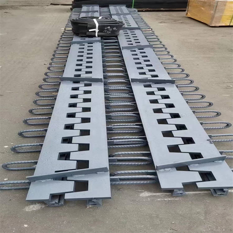 梳齿板伸缩缝梳齿型伸缩缝钢制梳齿板伸缩缝结构特点