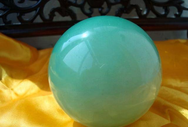 慈禧口中的那颗夜明珠,被孙殿英盗走之后下落不明,现在在哪里?