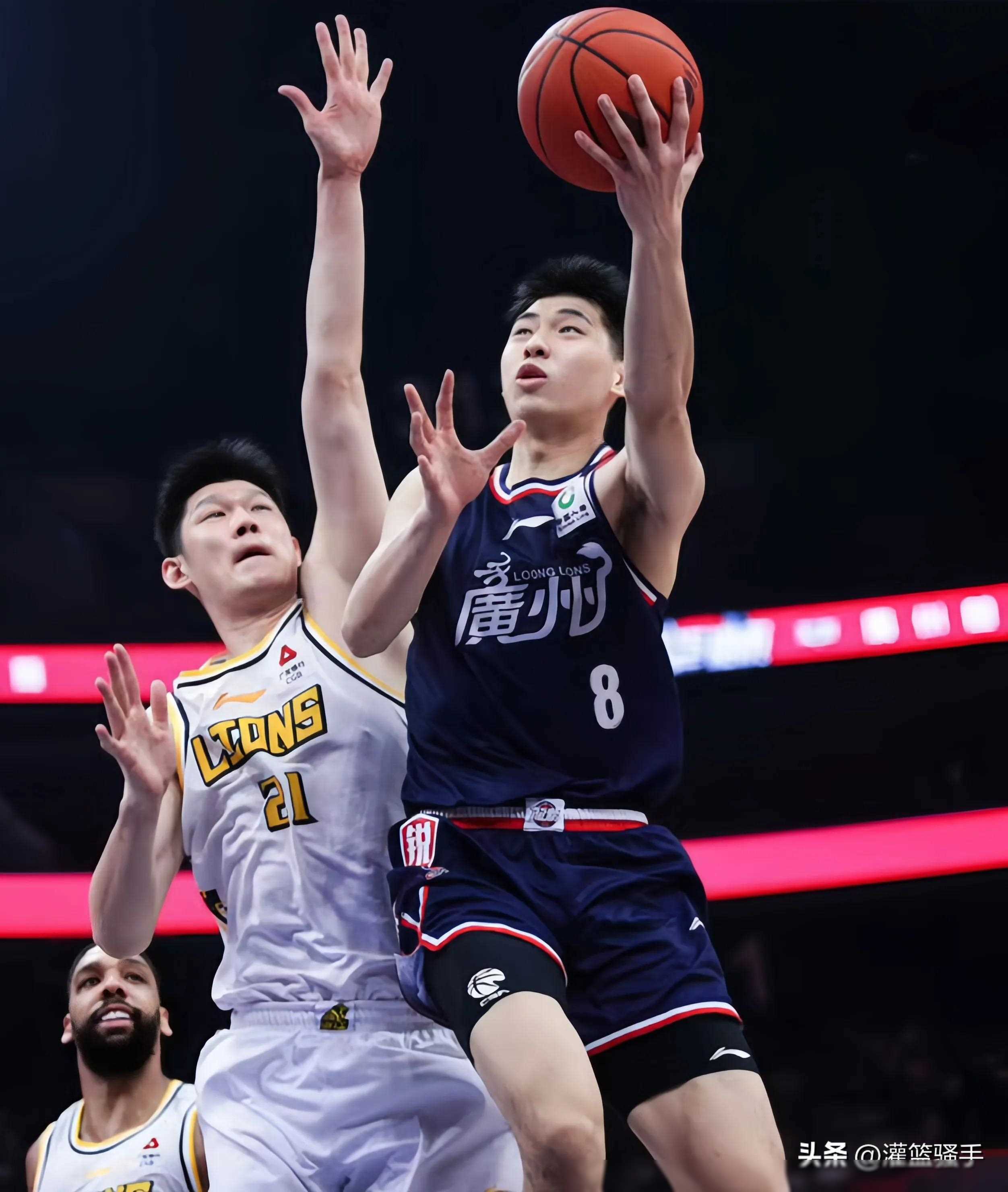 原创cba季后赛12大球星周琦领衔4大mvp及4大00后瞩目