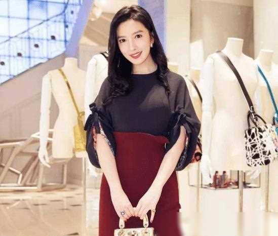 曾是王励勤的挚爱,却在分手后转身嫁入豪门,结婚7个月后被分手_刘彦