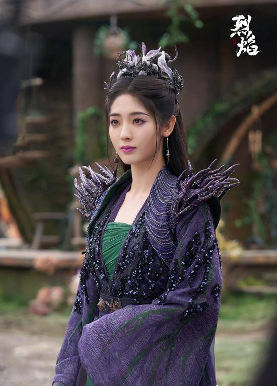 邢菲烈焰圆满收官黑化演技引发观众热议