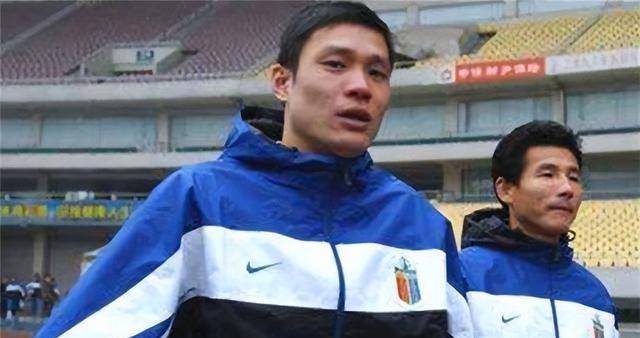 范志毅家庭现状女儿身材傲人美丽动人与后妈似闺蜜