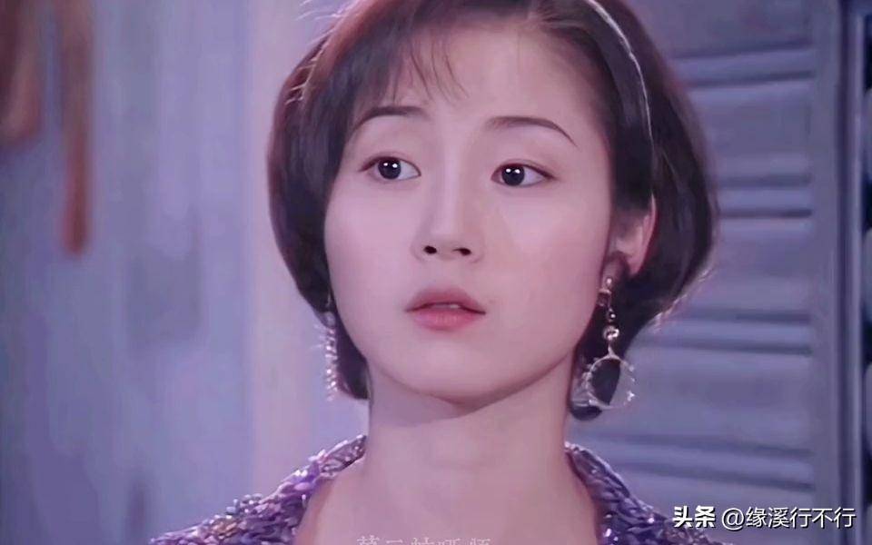 她19岁打败王祖贤成"香港第一美腿",相恋7天闪婚,20年没孩子_万绮雯