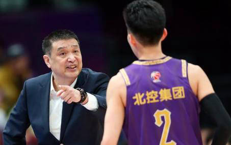 原创周鹏第18次征程闵鹿蕾考验前途北控仅靠内线制胜