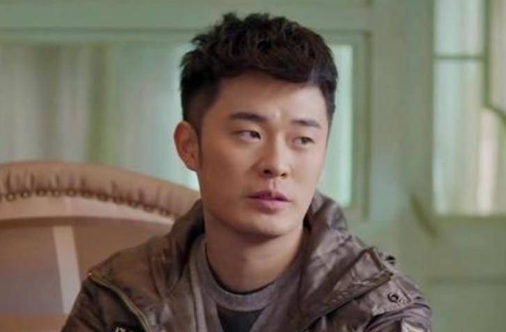 父母都是业界名人,表叔是陈凯歌还没啥,陈赫亲舅身份不简单_舅舅_节目