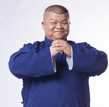 吴鹤臣是郭德纲的徒弟不假,但有谁规定,徒弟的生老病死全由师傅负责呢