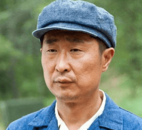 林永健压力大窗户当厕所一顿宵夜娶军花对待岳父母如亲爹娘
