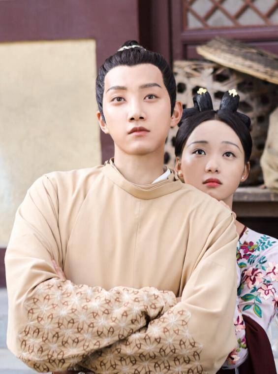 原创范世琦张艺凡被爆恋情两人相差8岁越澄清越像是在官宣